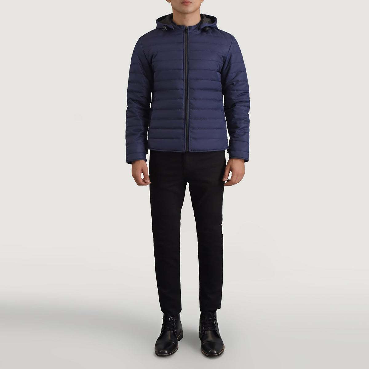 Tyler Blue Hooded Puffer Skinnjakke for Herre - Lateral Side Profile View Showing Sleeve Cut &amp; Athletic Taper Fit