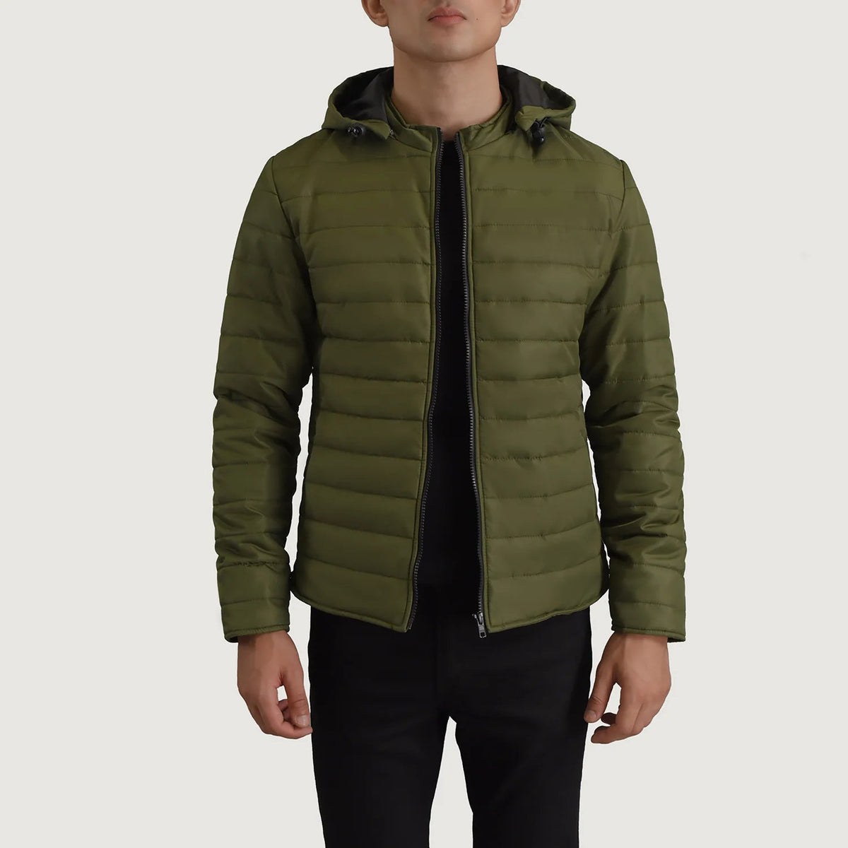 Tyler Green Hooded Puffer Skinnjakke for Herre in Green Full-Grain Leather - Front Profile View &amp; Tailored Silhouette | Buy Online