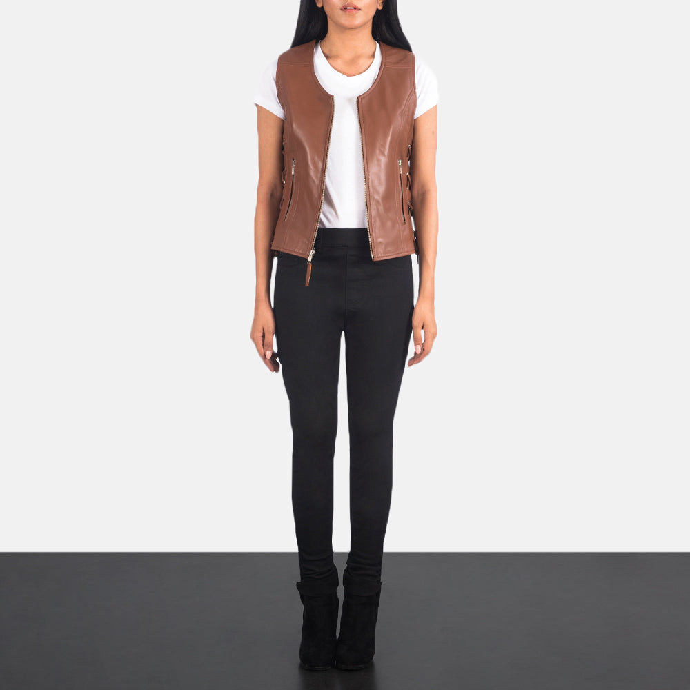 Women's Vanda Brun Leather Biker Vest for Kvinner - Lateral Side Profile View Showing Sleeve Cut &amp; Athletic Taper Fit