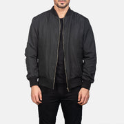 Men's Zack Svart Bomberjakke i Skinn for Herre in Black Polyester - Front Profile View &amp; Tailored Silhouette | Buy Online