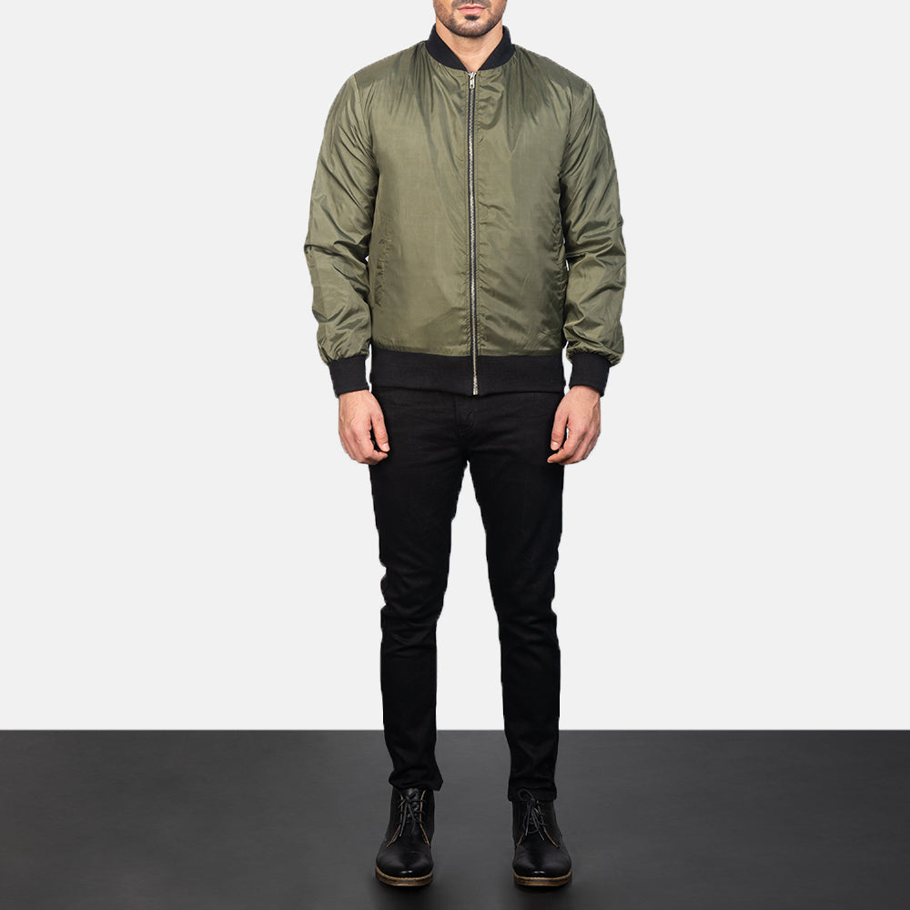 Men's Zack Green Bomberjakke i Skinn for Herre - Lateral Side Profile View Showing Sleeve Cut &amp; Athletic Taper Fit